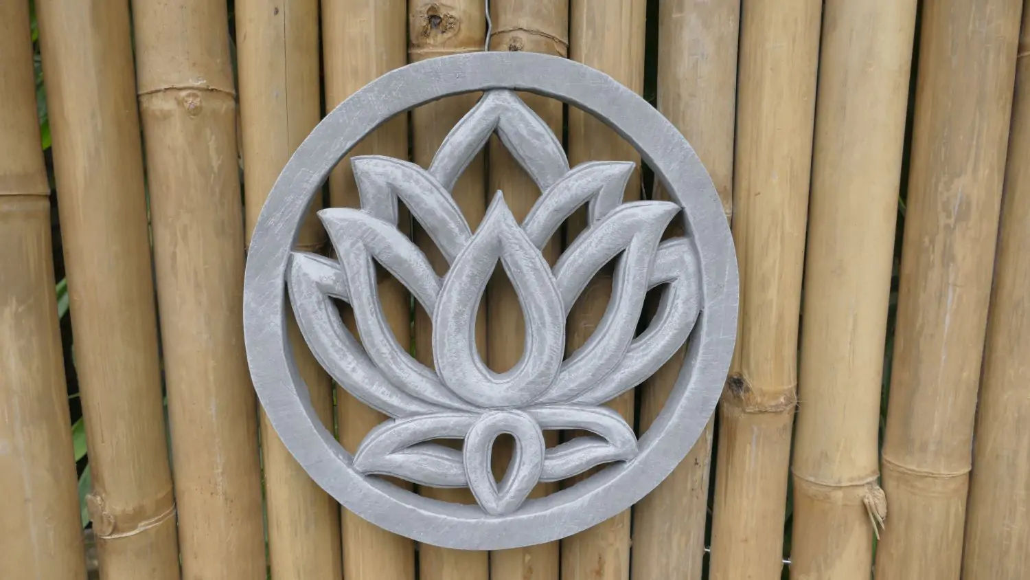  Product image 1 of the product “Lotus - Plaque - Lotus flower, Ø 30 cm | cast stone ”